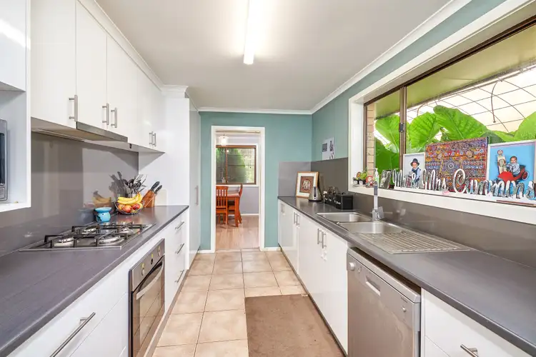 66 Adjin Street, Mount Austin NSW 2650