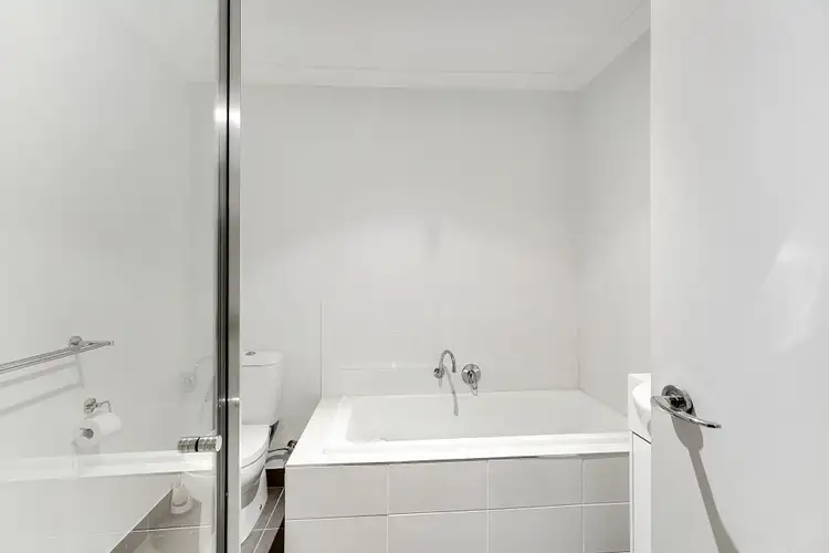 Fifth view of Homely townhouse listing, 8 Aviara Walk, Cranbourne VIC 3977