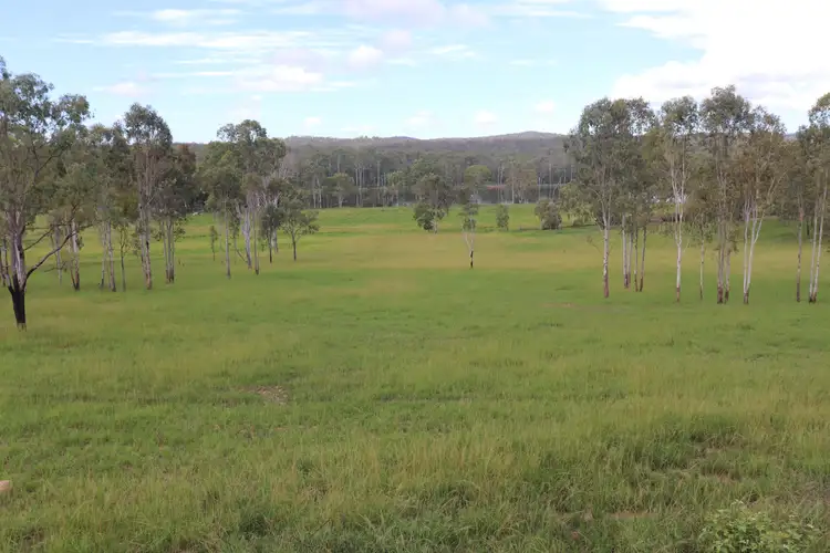 39040 Bruce Highway, Gin Gin QLD 4671