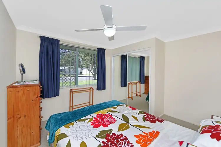 Sixth view of Homely townhouse listing, 4/30 Natuna Avenue, Budgewoi NSW 2262