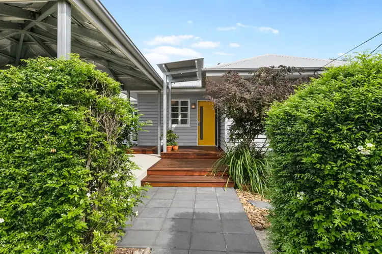 8 Snowden Street, Tarragindi QLD 4121