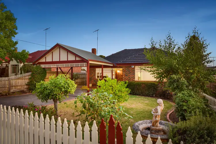 63 Edward Street, Macleod VIC 3085