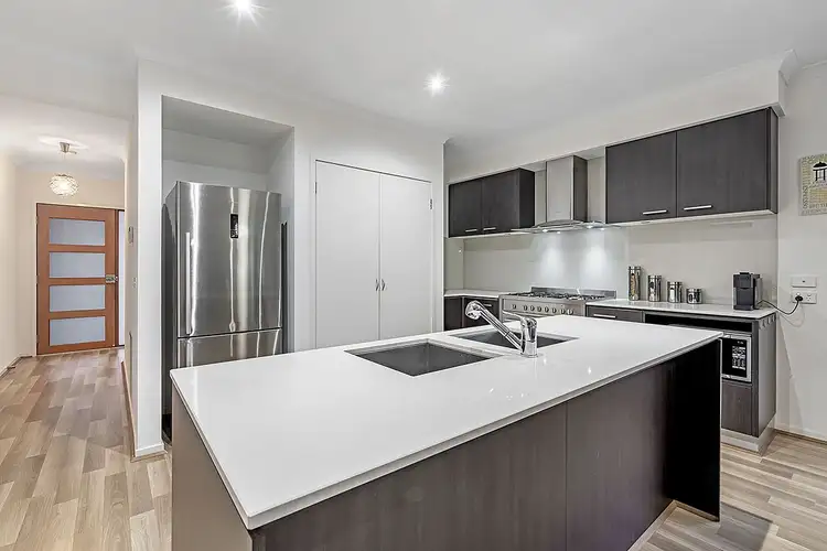 Fifth view of Homely house listing, 3 Woodgrove Street, Craigieburn VIC 3064