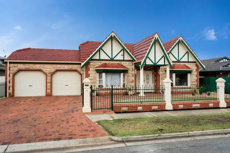 7 Strathbogie Avenue, Findon SA 5023