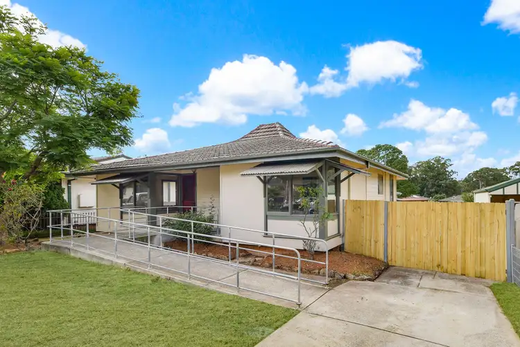 10 Falkiner Way, Airds NSW 2560