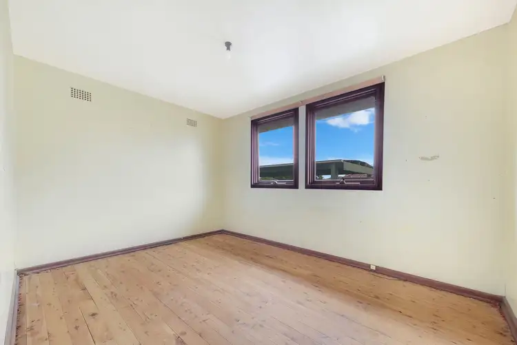 Seventh view of Homely house listing, 8 Elizabeth Way, Airds NSW 2560