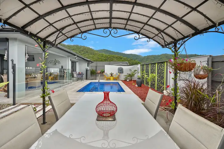 11 Cronin Close, Gordonvale QLD 4865