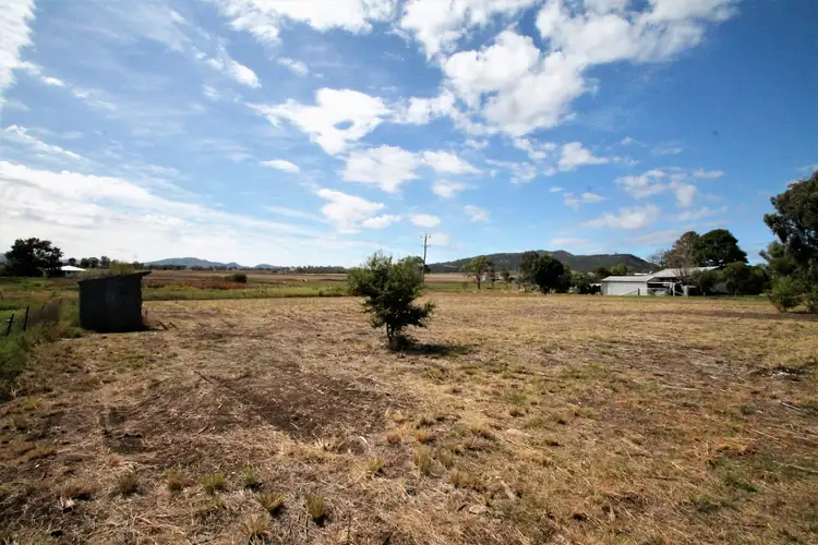 12 Railway Street, Quirindi NSW 2343