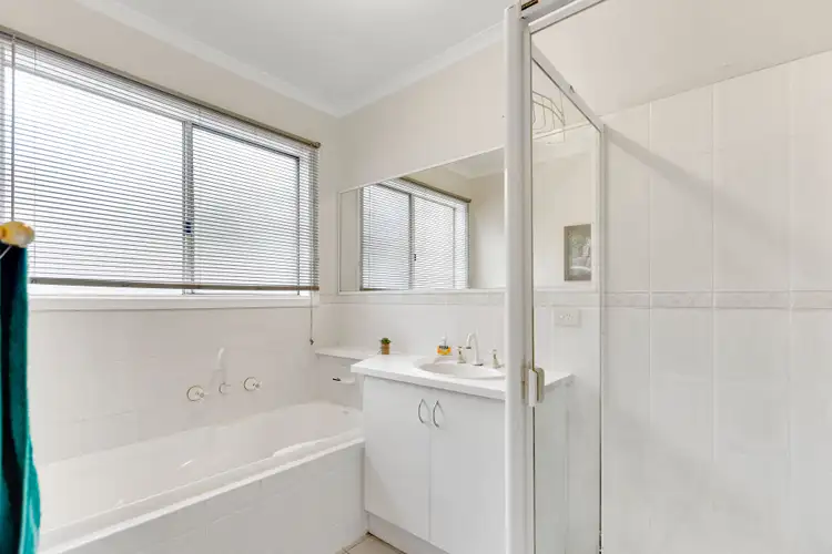 Sixth view of Homely house listing, 4 Shearer Court, Frankston South VIC 3199