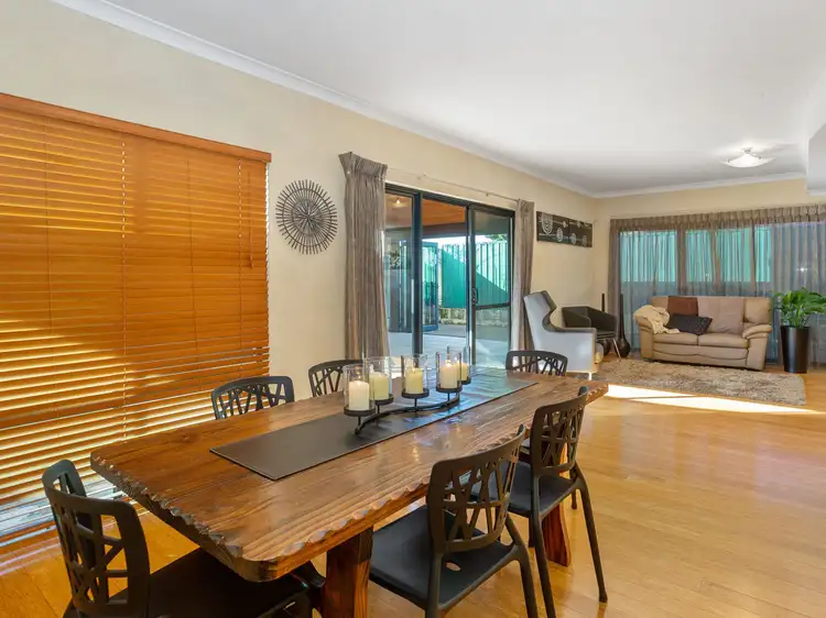Sixth view of Homely house listing, 2 Caphorn Close, Bibra Lake WA 6163