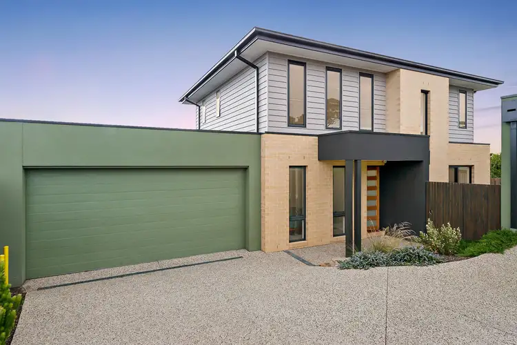 2/334 Eastbourne Road, Rosebud VIC 3939