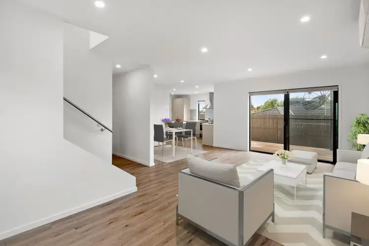 Fifth view of Homely house listing, 2/334 Eastbourne Road, Rosebud VIC 3939
