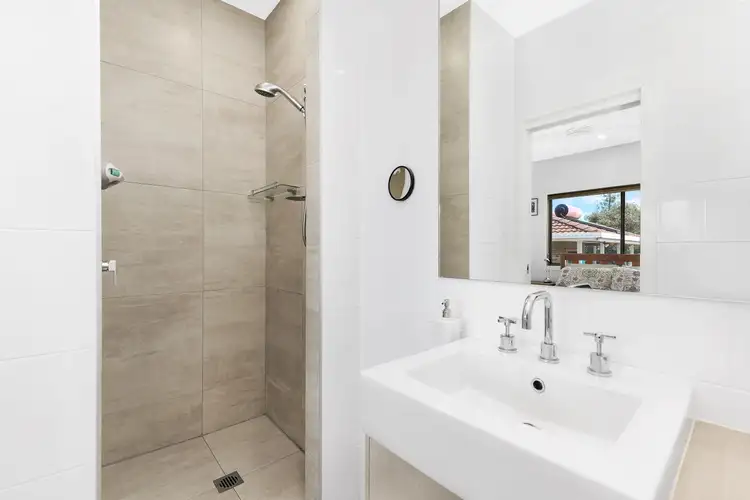 Sixth view of Homely apartment listing, 4/4 Albert Street, Margate QLD 4019
