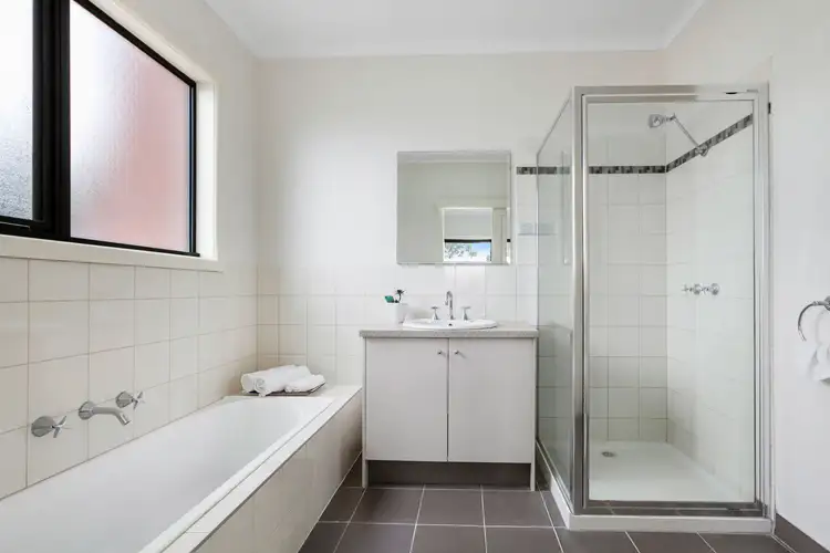 Sixth view of Homely townhouse listing, 2/979-985 Plenty Road, Kingsbury VIC 3083