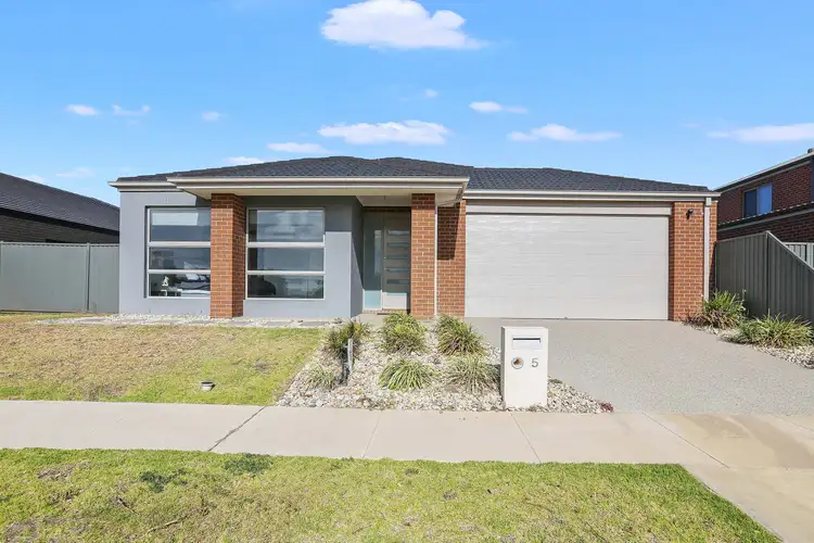 Main view of Homely house listing, 5 Black Swan Court, Lara VIC 3212