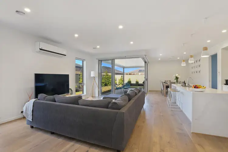 Fifth view of Homely house listing, 5 Black Swan Court, Lara VIC 3212