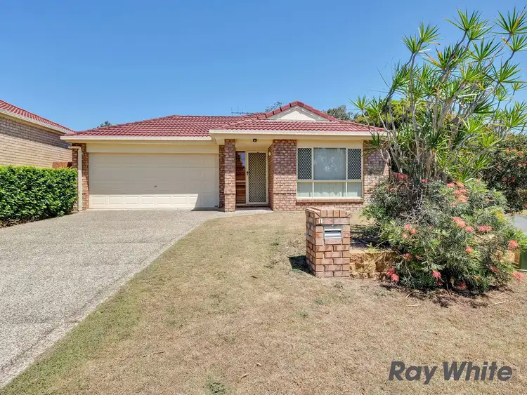 1 Hermitage Place, Forest Lake QLD 4078