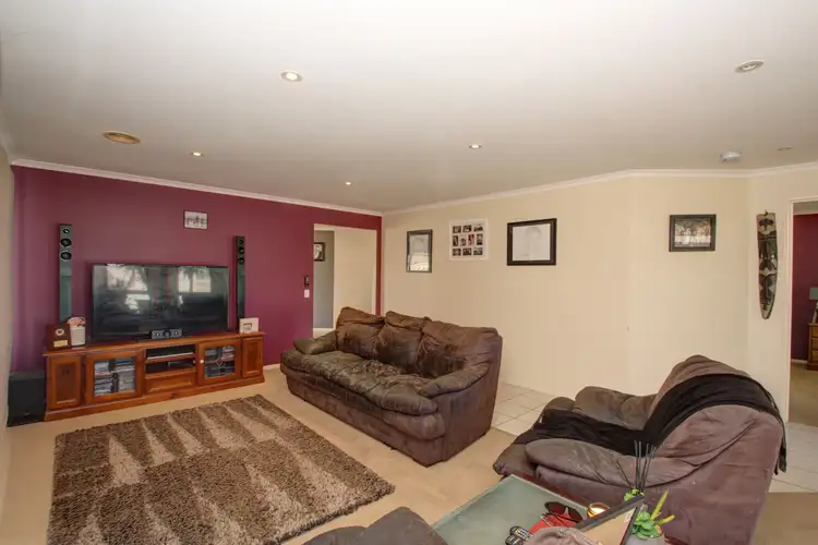 Second view of Homely house listing, 7 Isabel Court, Barooga NSW 3644