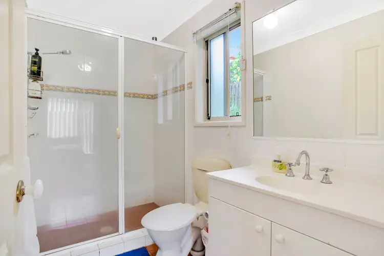 Sixth view of Homely house listing, 10 Macadie Way, Merrimac QLD 4226