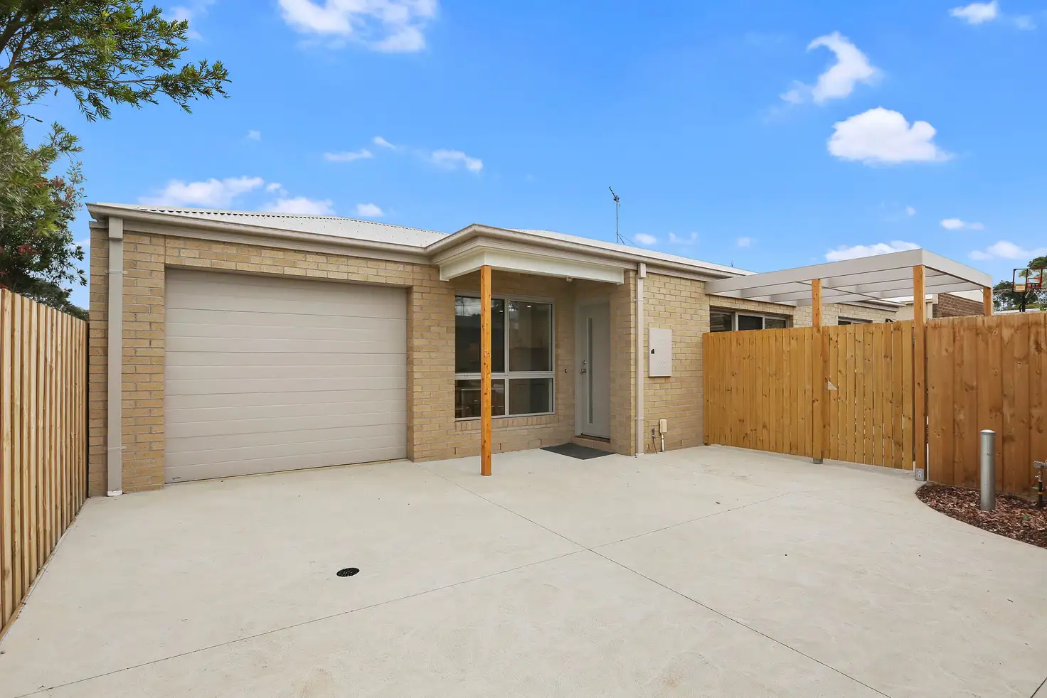 Main view of Homely unit listing, 2A Lewis Court, Grovedale VIC 3216