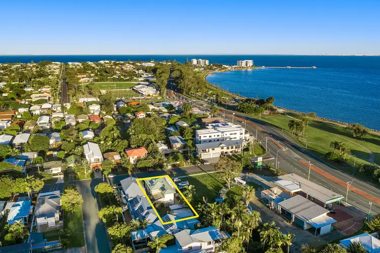 5 Donald Street, Woody Point QLD 4019