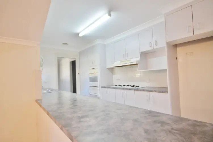 Fourth view of Homely house listing, 33 Pineview Circuit, Young NSW 2594