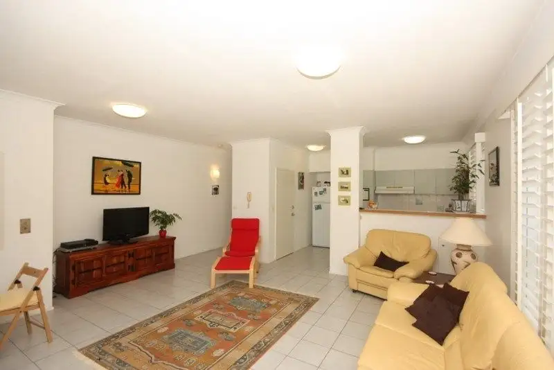 Main view of Homely unit listing, 2/34 Pacific Parade, Bilinga QLD 4225