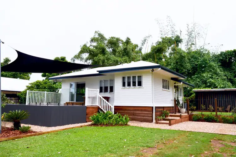 7 Southward Street, Mission Beach QLD 4852