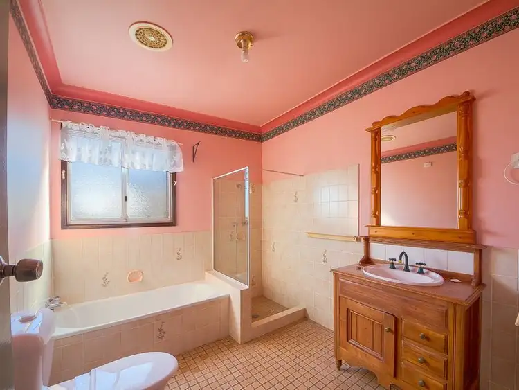 Sixth view of Homely house listing, 5 Parkes Street, Cowra NSW 2794