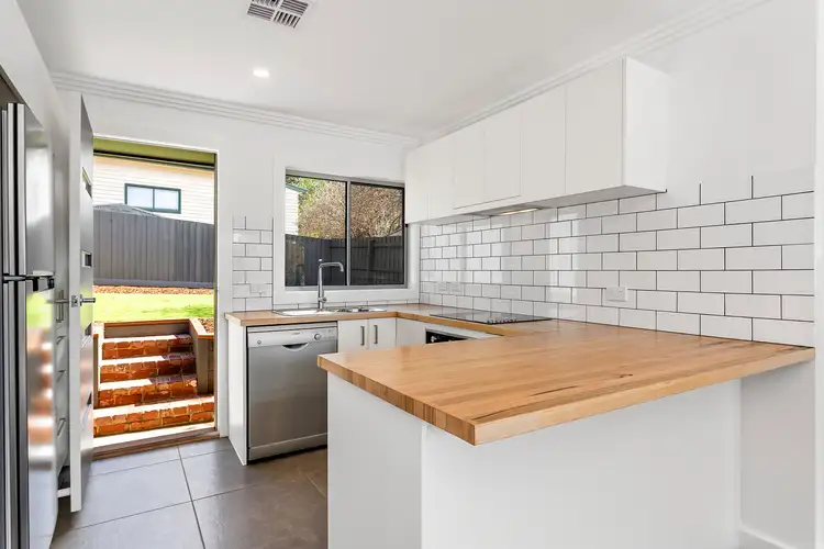 3/1-5 Porter Street, Briar Hill VIC 3088