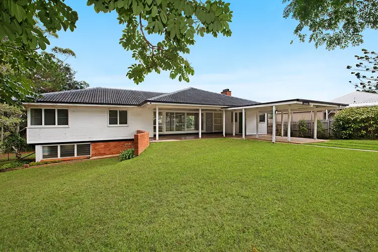 28 Tamarind Street, Maleny QLD 4552