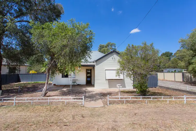 59 Fitzroy Avenue, Cowra NSW 2794