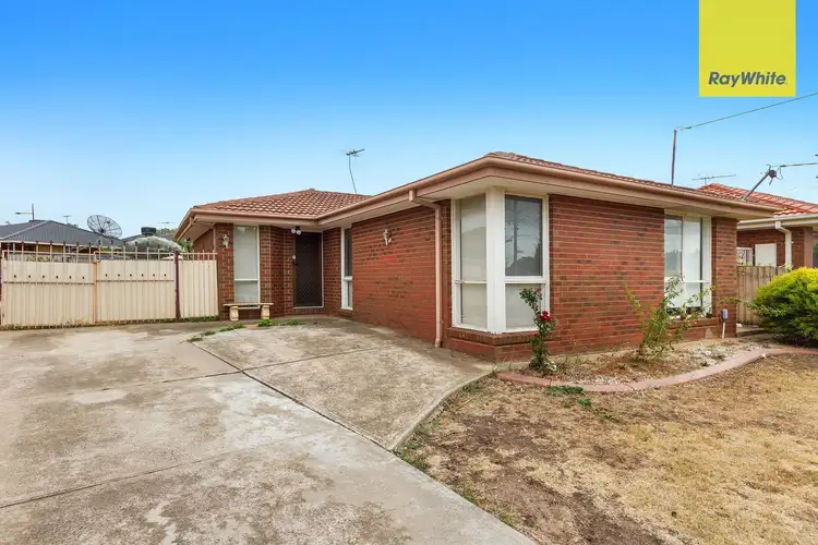 4 Shepherds Grove, Kings Park VIC 3021