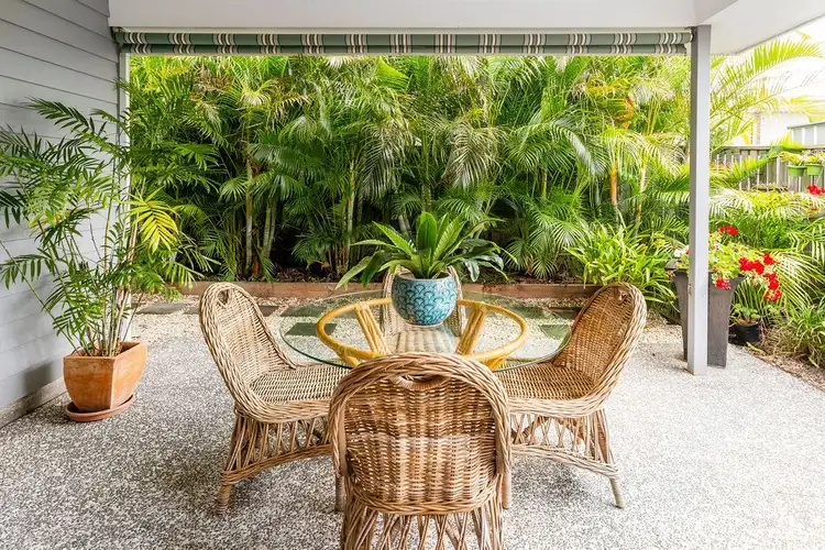14 Azure Way, Hope Island QLD 4212