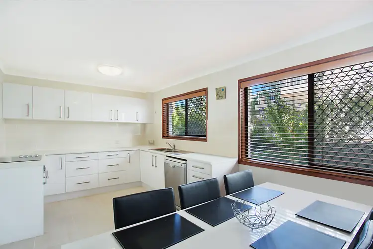 Third view of Homely unit listing, 2/12 Rosewood Avenue, Broadbeach QLD 4218