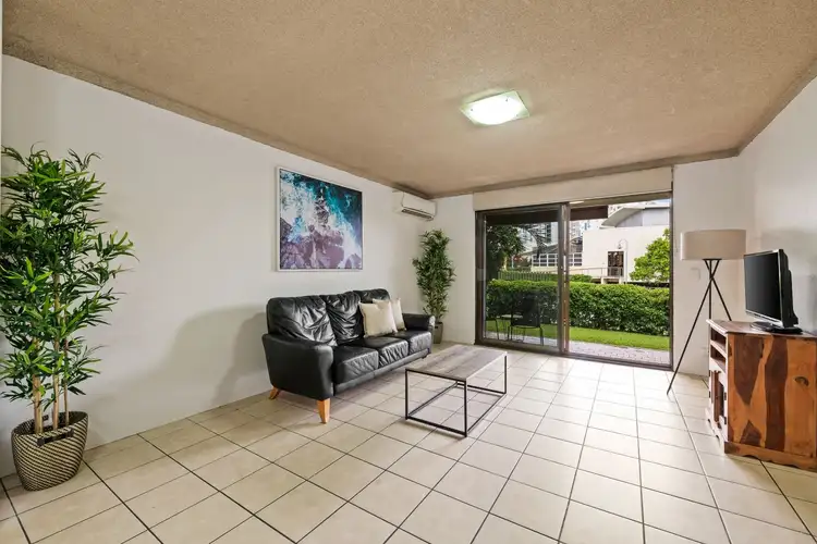 Sixth view of Homely unit listing, 4/33 Walan Street, Mooloolaba QLD 4557