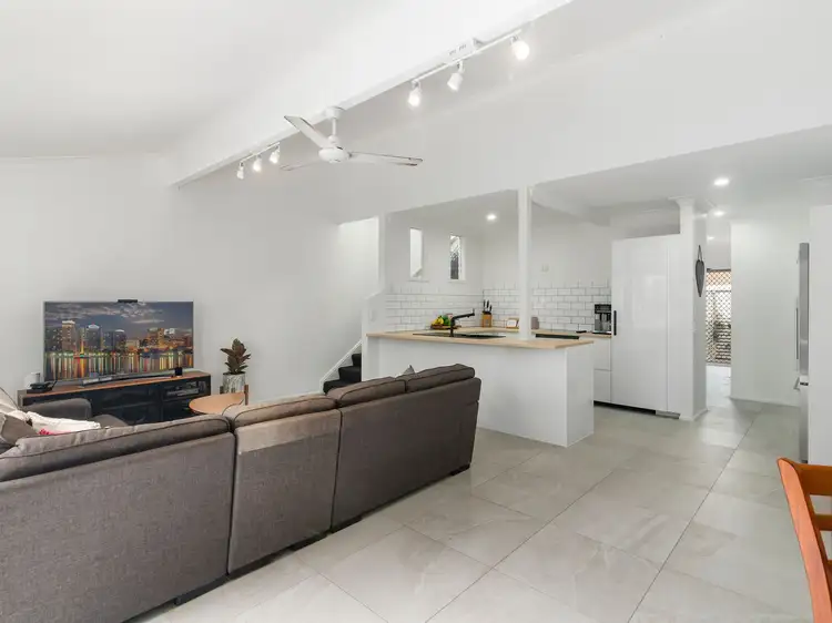 3/154 Currumbin Creek Road, Currumbin Waters QLD 4223