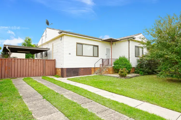 21 Worcester Road, Cambridge Park NSW 2747