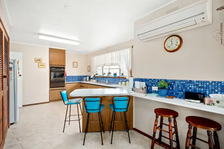 Second view of Homely house listing, 5 Edgar Street, Drouin VIC 3818