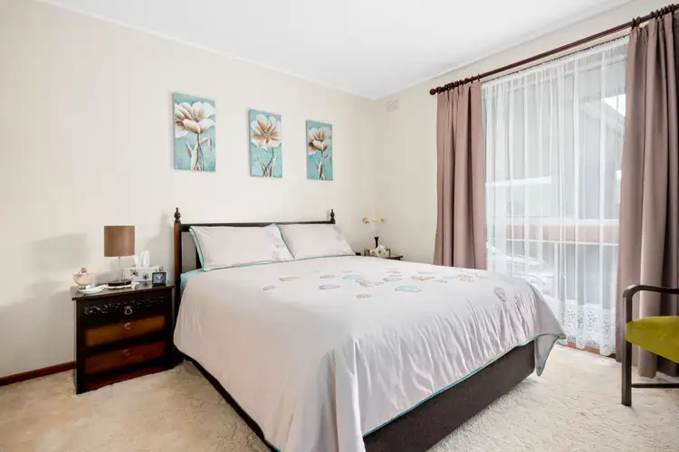 Sixth view of Homely house listing, 5 Edgar Street, Drouin VIC 3818