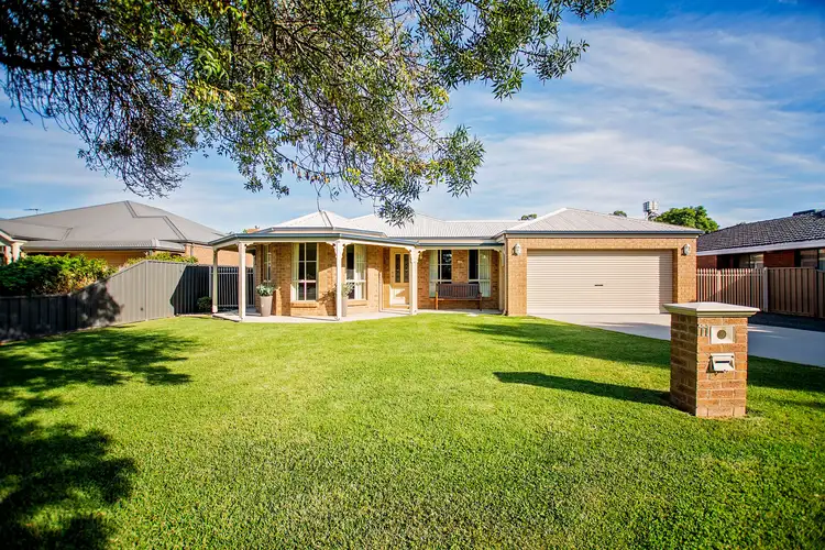 11 Michie Street, Elmore VIC 3558