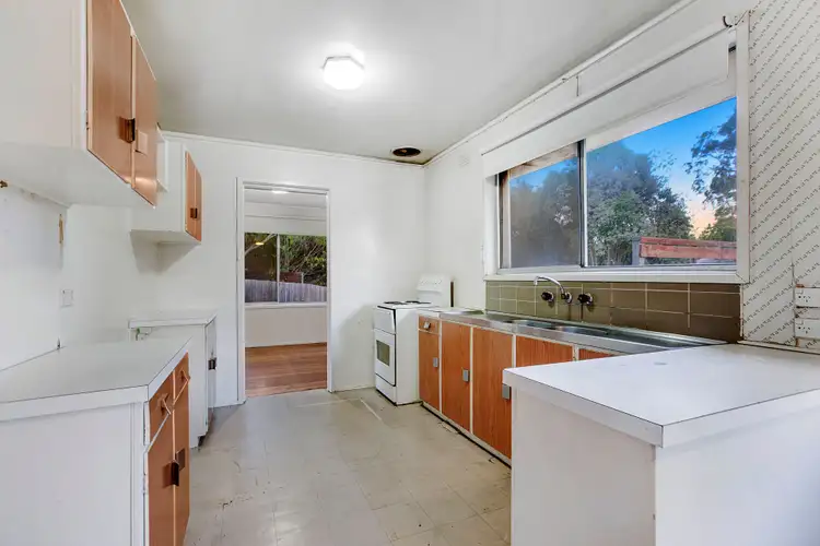 Third view of Homely house listing, 8 Lisa Court, Frankston VIC 3199
