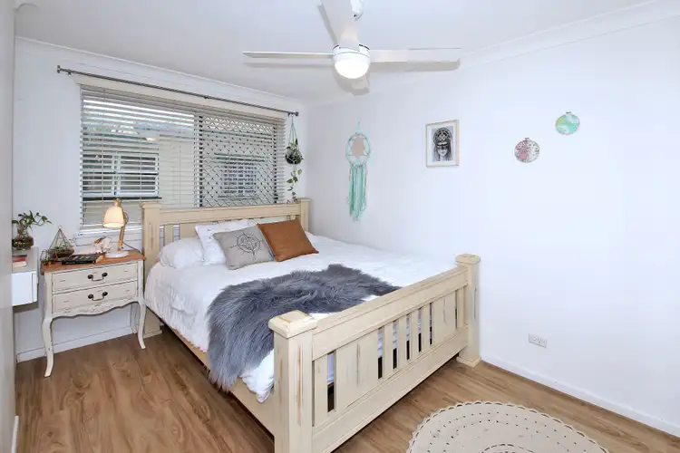 Sixth view of Homely unit listing, Unit 1/7 Mahia Terrace, Kings Beach QLD 4551