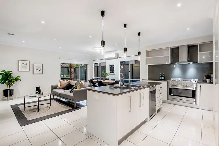 Sixth view of Homely house listing, 31 Versant Drive, Craigieburn VIC 3064