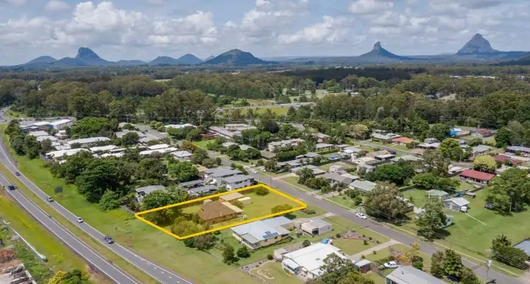 11 Swan Street, Beerwah QLD 4519
