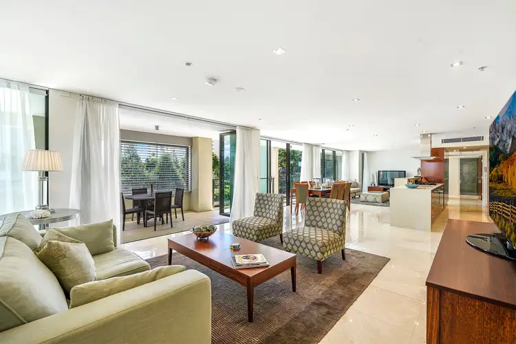 Main view of Homely apartment listing, 2/20-24 Hughes Avenue, Main Beach QLD 4217