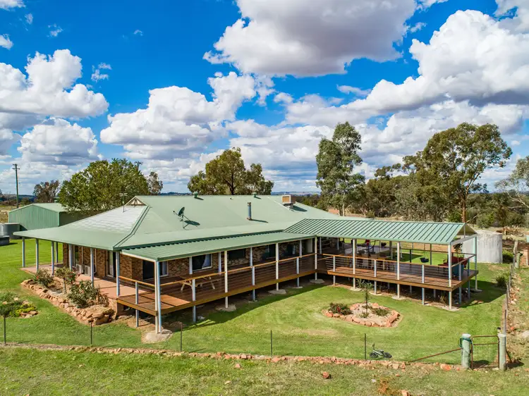 46 Delaneys Road, Cowra NSW 2794