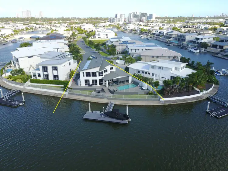 19 North Quay Drive, Biggera Waters QLD 4216