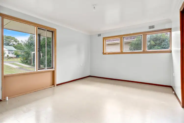 Second view of Homely house listing, 33 Girraween Avenue, Lake Illawarra NSW 2528