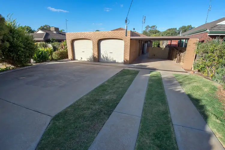 Fifth view of Homely house listing, 2 Mitchell Street, Swan Hill VIC 3585